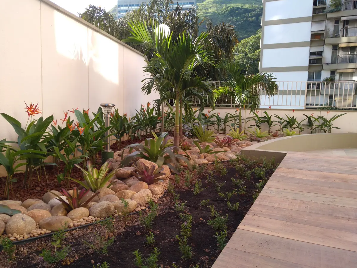 Paisagismo de área comum em Copacabana